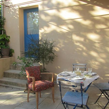 La Colline Bleue Bed & Breakfast Banne ภายนอก รูปภาพ