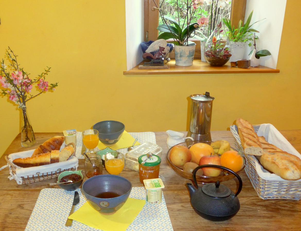La Colline Bleue Bed & Breakfast Banne ภายนอก รูปภาพ